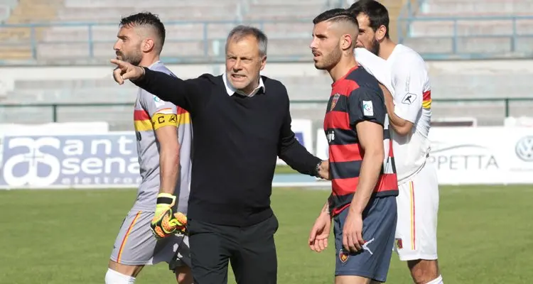 Braglia: «Gioca solo un diffidato. Io ho vinto due playoff da quinto»