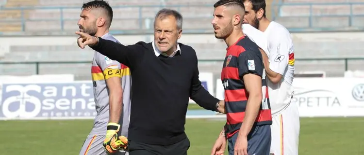Braglia: «Gioca solo un diffidato. Io ho vinto due playoff da quinto»