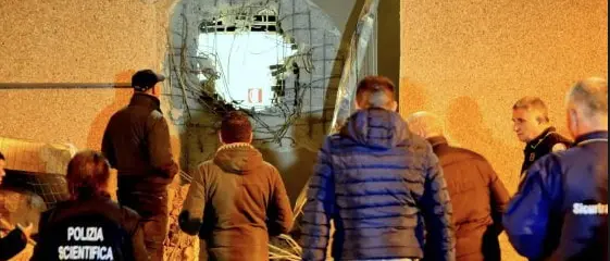 Rapina al caveau di Catanzaro, preso il commando grazie alle \"cantate\" di una pentita