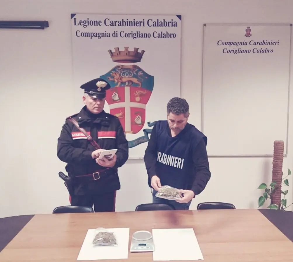 Cassano all'Jonio, arrestati marito e moglie per spaccio di droga