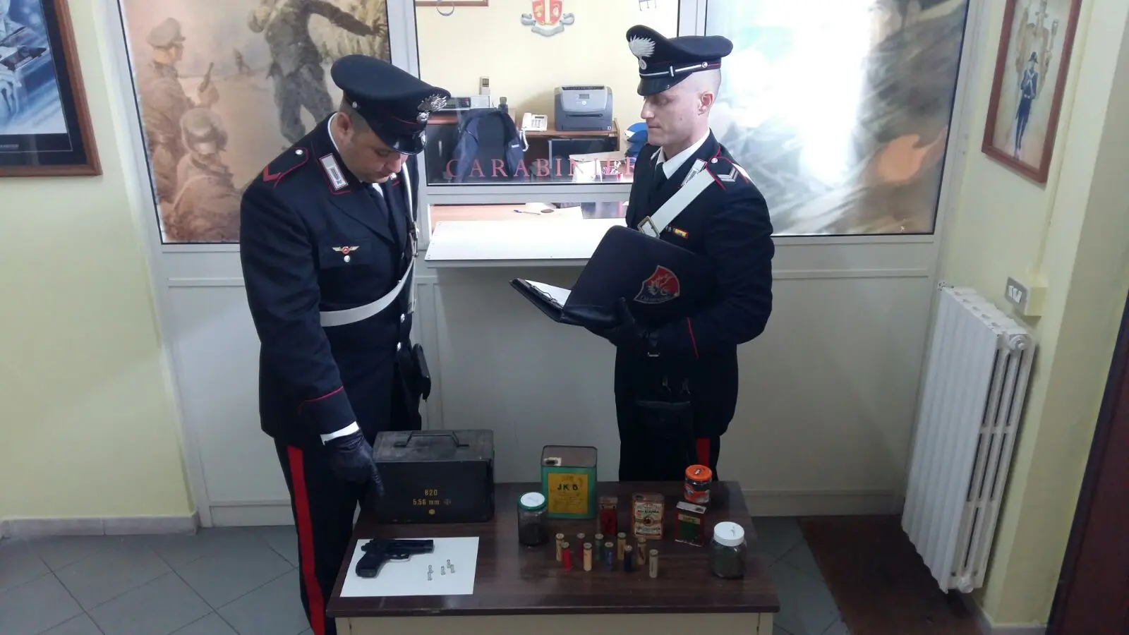 Rocca Imperiale, nascondeva materiale esplosivo tra gli attrezzi da lavoro: arrestato