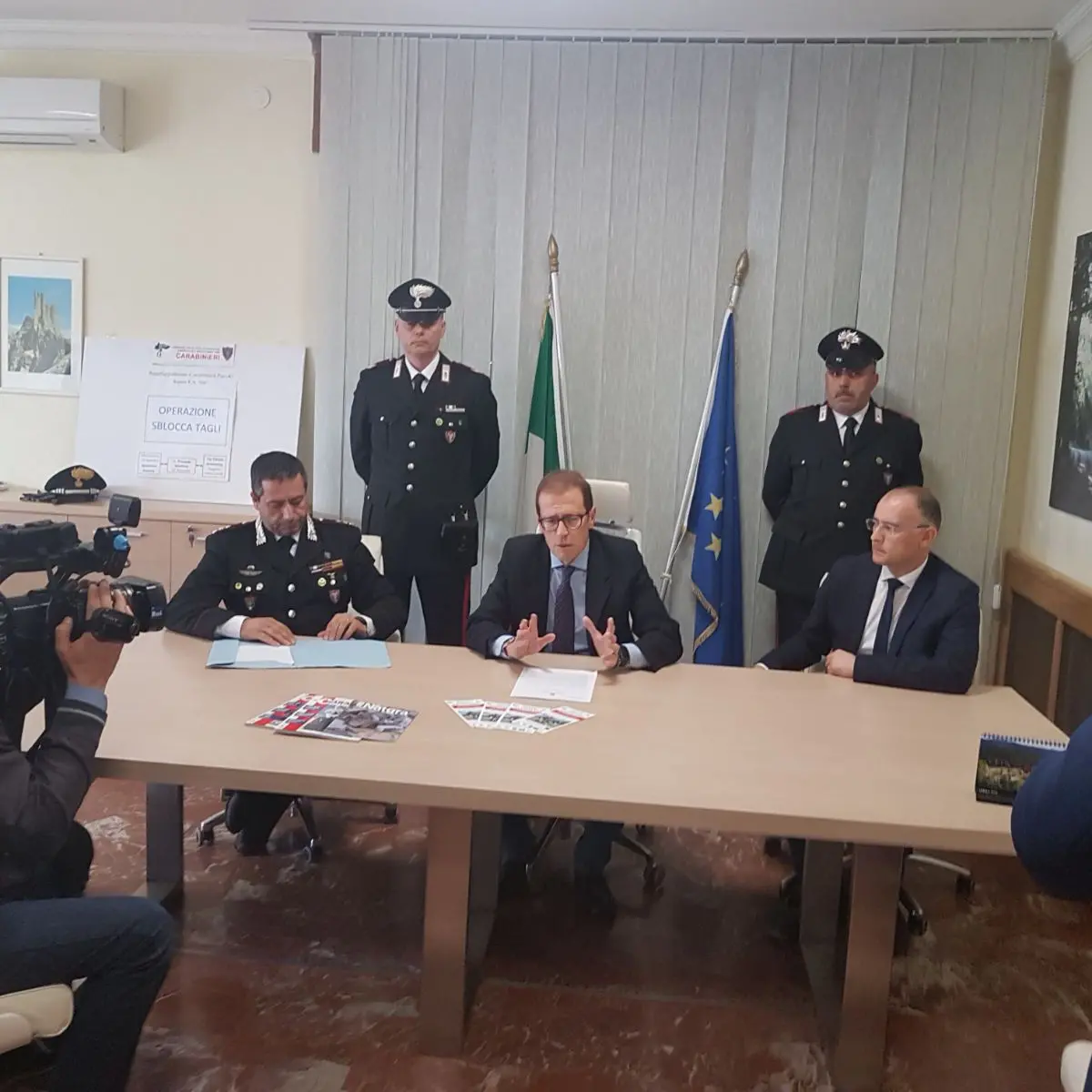 Scandalo Calabria Verde, tangente di 20mila euro consegnata alla dirigente Caruso