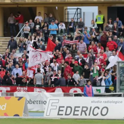 Rende, in Serie C slitta l'inizio del campionato. Intanto sul mercato...