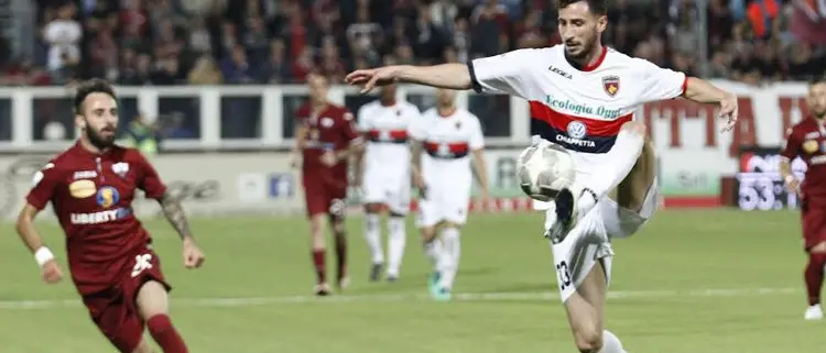 Cosenza, live calciomercato: si studia il ritorno di Camigliano