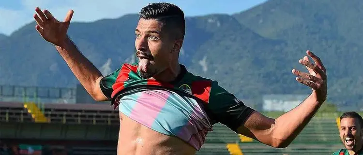 Cosenza, contatti in corso per Varone della Ternana. In difesa c'è Laezza