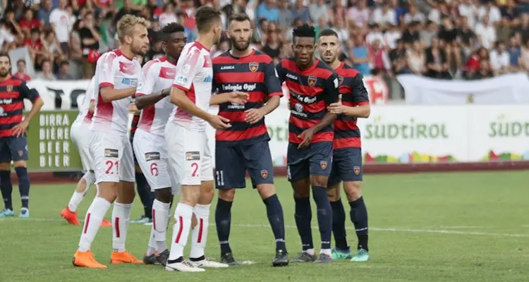 Cosenza, Camigliano è out e Baclet insidia Okereke. Si cambia modulo?