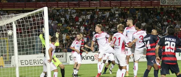 L'autogol di Frascatore oggi sarebbe valso la B. Il nuovo regolamento di C