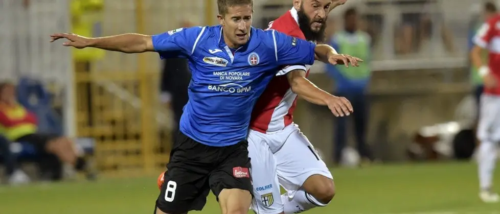 Cosenza, fari puntati sul caso-Novara. Sullo sfondo c'è Chiosa