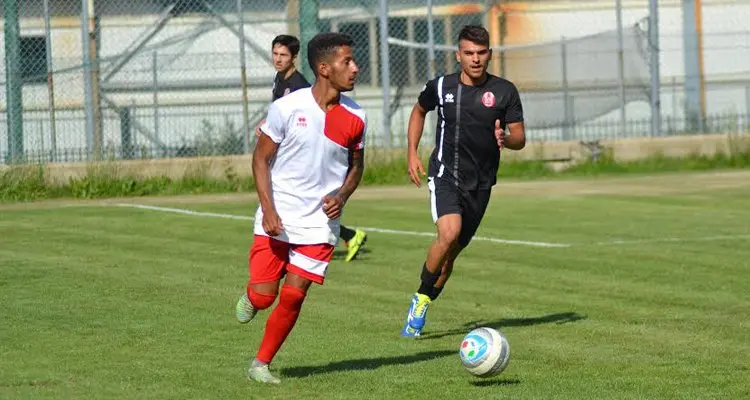 Rende ancora imballato. Il Taranto vince 3-0 in amichevole
