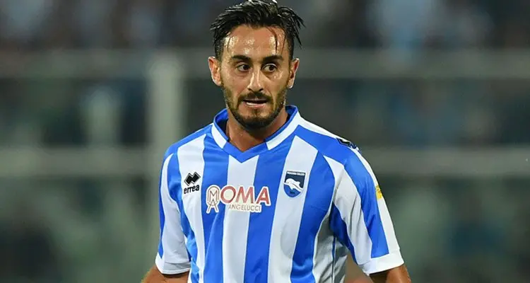 Calciomercato: triplo colpo Verona. Il Crotone pesca in Svizzera
