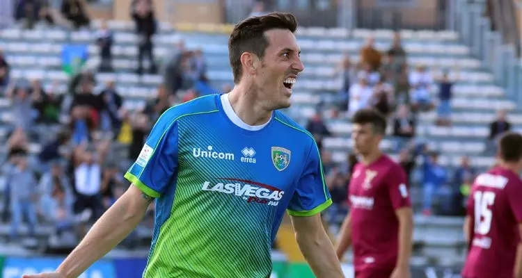 Calciomercato: Perugia, pronta una cinquina. Ascoli-Brescia, duello per Guerra