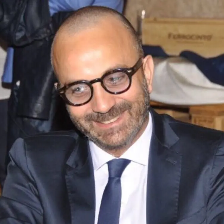 Cosenza, Forza Italia perde seggi in maggioranza: Del Giudice va via
