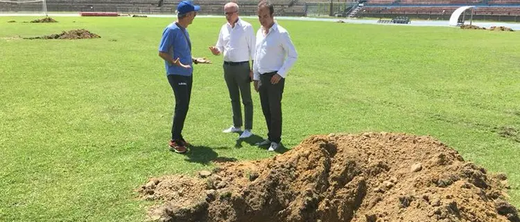 Lavori al Marulla, Occhiuto sul cantiere ordina: «Stadio pronto per la B»