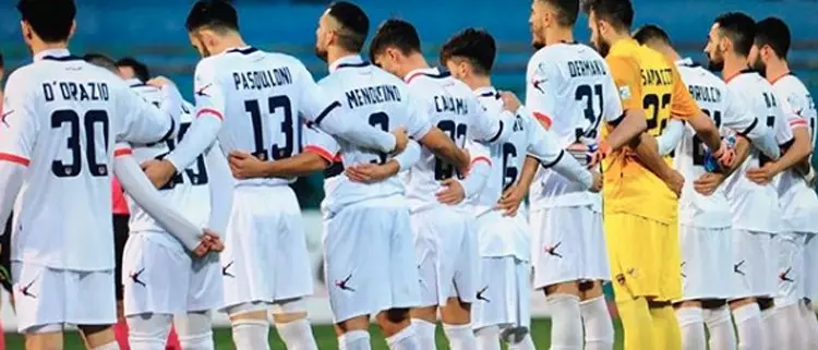 Mendicino saluta compagno per compagno: «A Cosenza siete degli eroi»