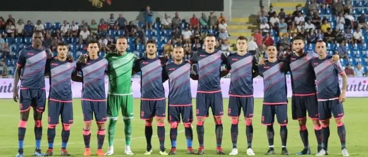 Il Rende dà la \"sveglia\" al Crotone (2-1). Dal mercato arriva Maddaloni