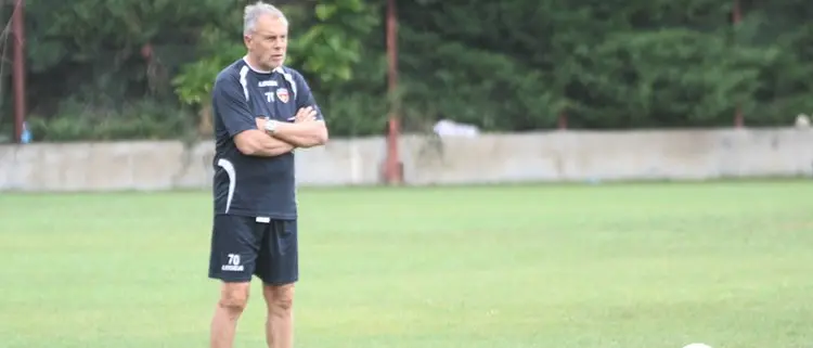 Il Cosenza alle 15 torna a correre. Obiettivo Crotone all'orizzonte