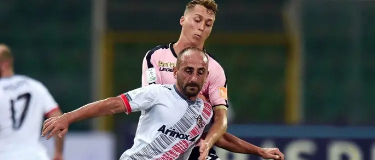 Palermo-Cremonese, 2-2 pirotecnico nell'anticipo. Tabellino e voti