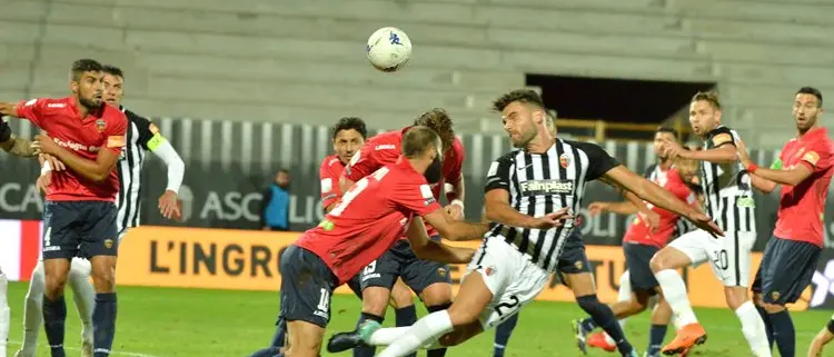 Mungo: «Cosenza, 1-1 giusto. ma dovevamo sfruttare le occasioni»