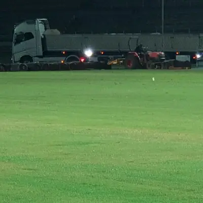 Stadio Marulla, terreno di gioco completato nella notte