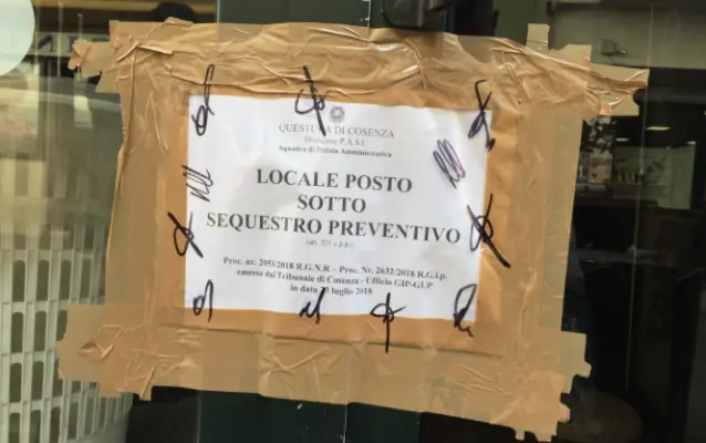 Cosenza, schiamazzi notturni: sequestrato il locale \"Vintage zone\"