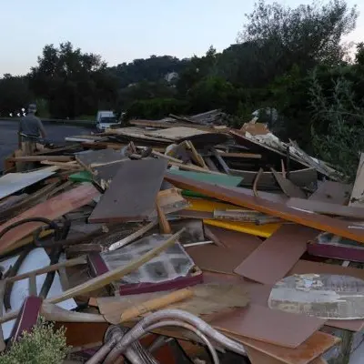 Rifiuti come combustibile. Sequestrato panificio a Cosenza