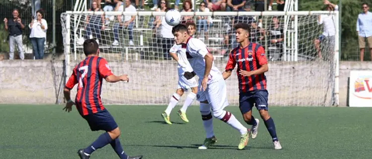 Primavera, sospeso il derby tra Crotone e Cosenza