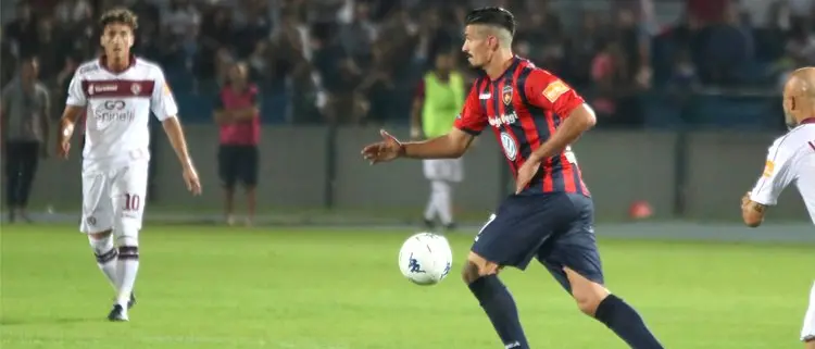 Varone-Carrarese, fumata bianca vicina per il centrocampista del Cosenza