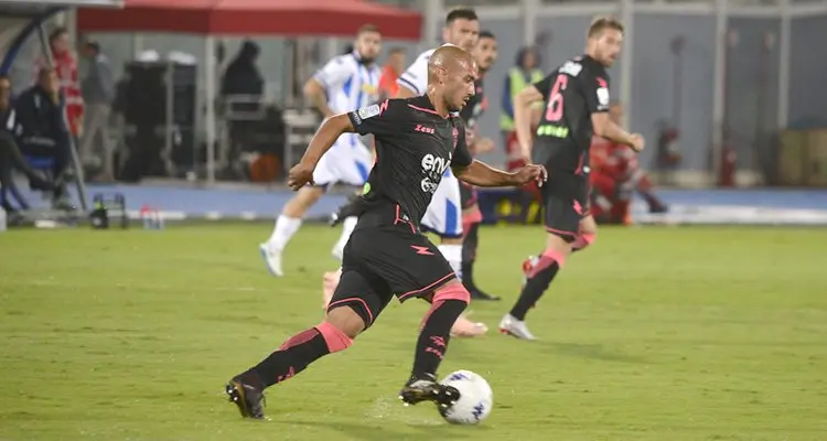 Verona e Benevento scappano via. Tabellini e voti del 5° turno di Serie B