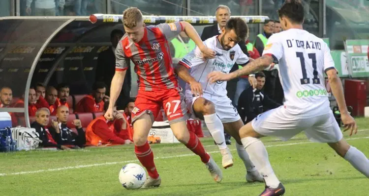 Calciomercato, poker del Foggia. Il Padova su Djuricic
