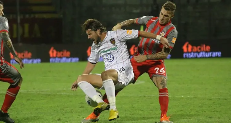 Cosenza, 2 punti in 5 gare: mai successo in 20 campionati di Serie B