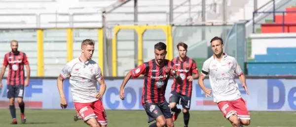 Verona e Benevento ko, oggi il Pescara. Tabellini e voti del 6° turno di Serie B