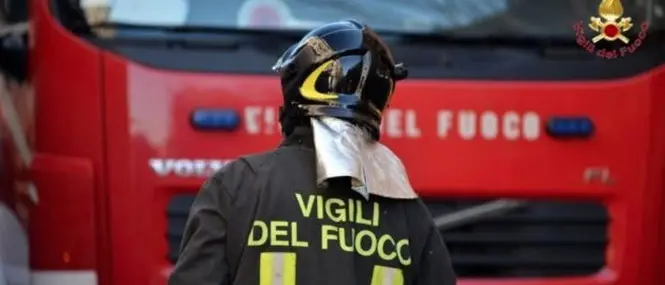 Atti intimidatori a Cetraro, bruciate due auto: una è di un avvocato