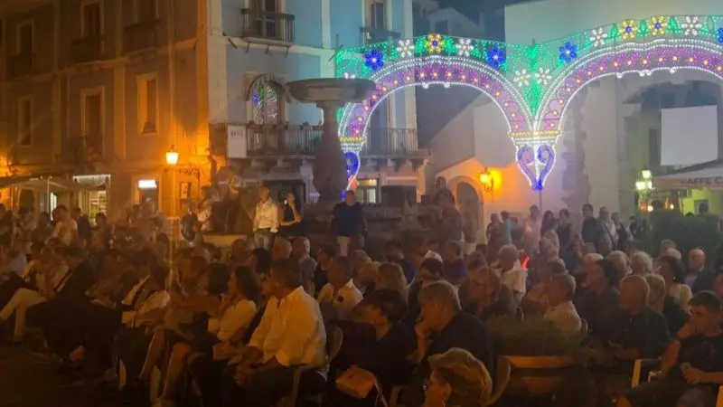 Regionali Calabria, dal Pd nuovo messaggio ad Oliverio: «Non sarà il candidato»