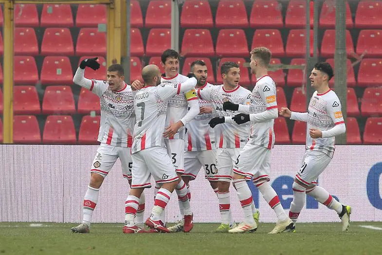Coronavirus, rinviata Ascoli-Cremonese: la situazione