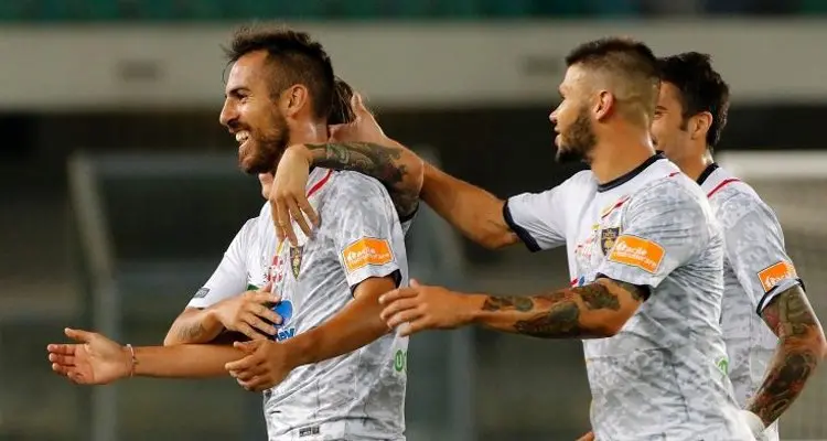 Lecce, che blitz a Verona! La Mantia e Mancosu decisivi nell'anticipo (2-0)