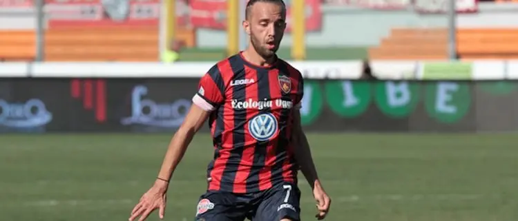 Mungo: «Girone d'andata positivo. Cosenza, però adesso serve di più»