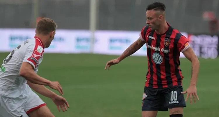 «Di Piazza vuole Catania, ma Guarascio vuole darlo al Catanzaro»