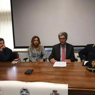 Piazza di spaccio, i nomi degli arrestati. I pm: «Cosenza naviga sulla droga»