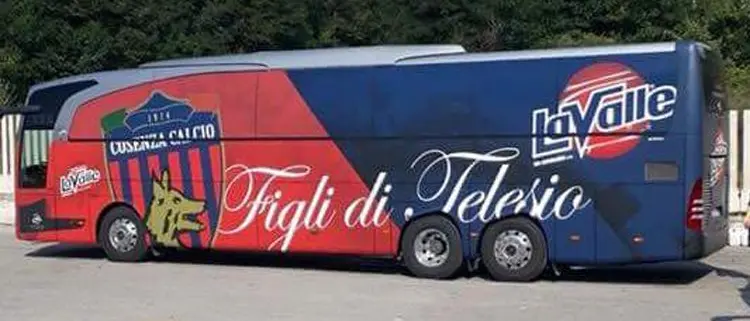 Occhio alla scaramanzia. Cosenza, stesso tragitto e stessi hotel della finale...