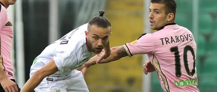 Maledetta zona Cesarini, Cosenza ko al 90'. Palermo ok con Salvi-Puscas (2-1)