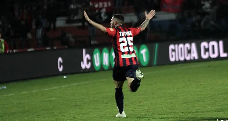 Tutino: «Ora prepariamo la gara di Crotone. Grazie a Baez per gli assist»