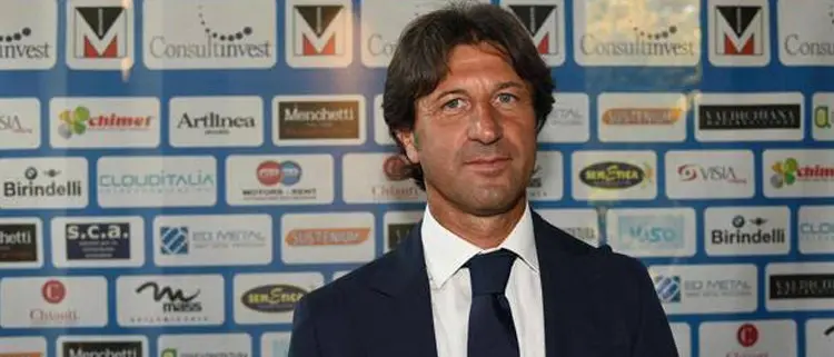 Cremonese, via Mandorlini. Al suo posto arriva Rastelli