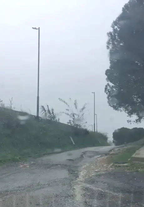 Maltempo a Cosenza, ecco come si presenta via dell'Accoglienza [VIDEO]