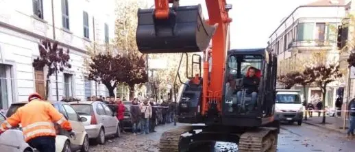 Cosenza, salta la rete idrica: i chiarimenti di Mario Occhiuto