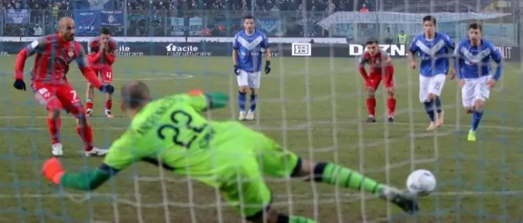 Gli anticipi di B: Livorno furia sul Carpi, il Brescia stende la Cremonese