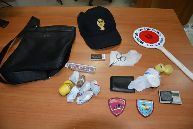 Cosenza, spaccio di droga a \"San Vito\": la polizia arresta un 31enne