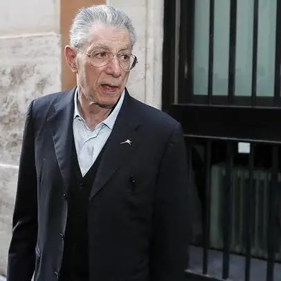 Fondi Lega, il legale cosentino che ha tirato fuori dai guai Umberto Bossi