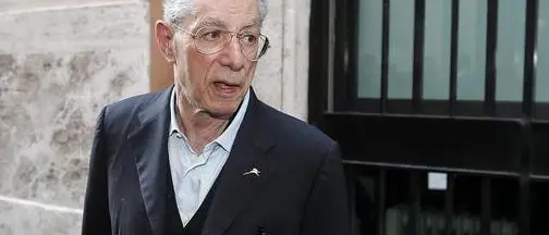 Fondi Lega, il legale cosentino che ha tirato fuori dai guai Umberto Bossi