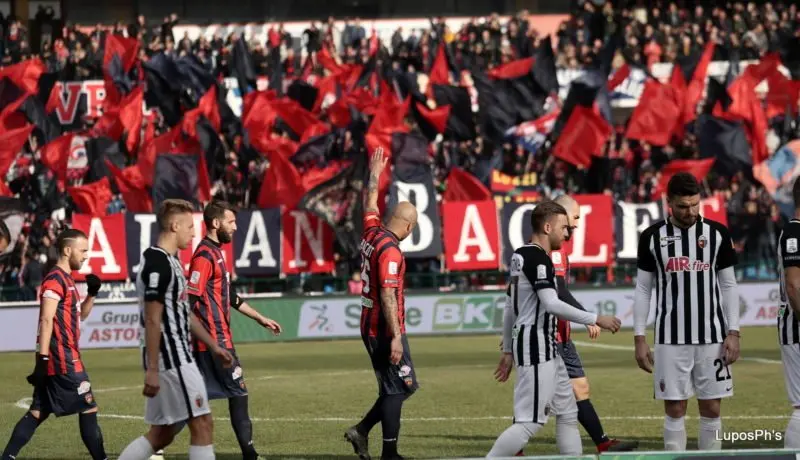 Baclet, ufficiale l'addio al Cosenza. La Reggina paga il cartellino