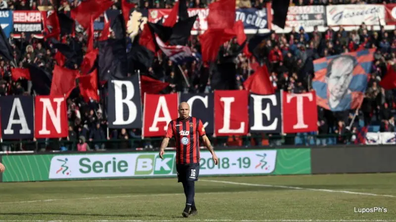 Baclet-Trinchera, summit di mercato nella sede del Cosenza